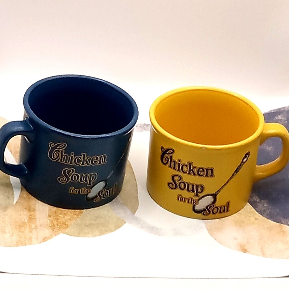 CHICKEN SOUP for the SOUL 2 Stoneware Mugs Blue & Yellow 2005 16 oz Coffee Cup